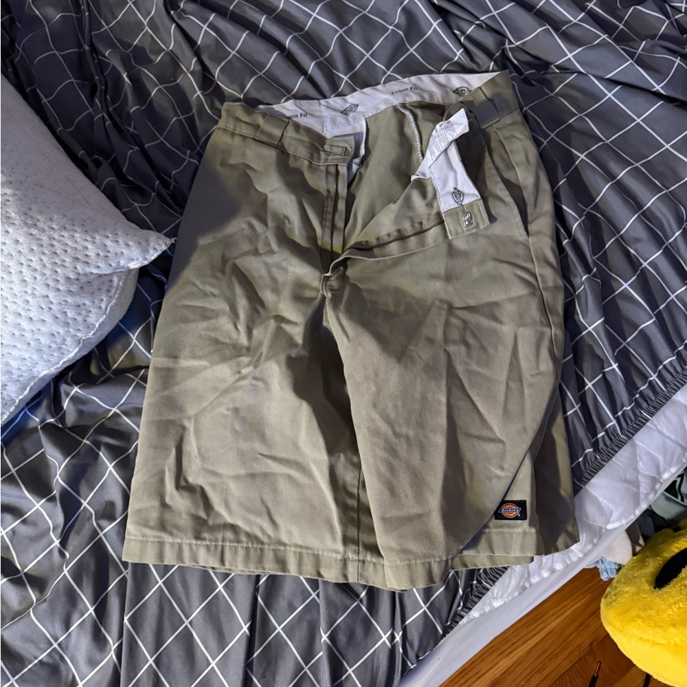 Dickies Olive Green Loose Fit Shorts
